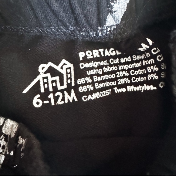 Portage & Main 🇨🇦 • Bummies - Picture 4 of 4